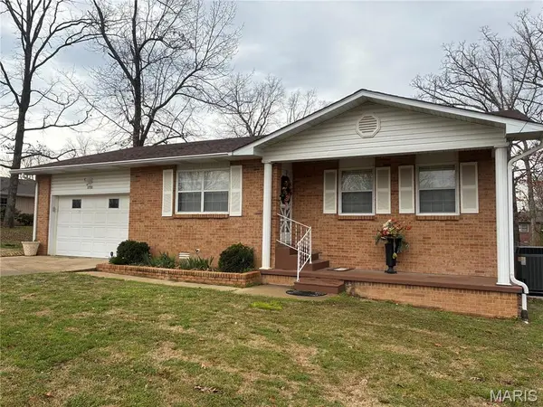 1723 Sunset DR, Poplar Bluff, MO 63901
