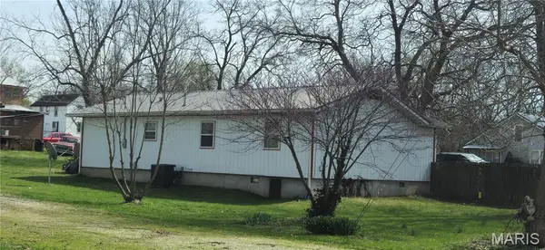 904 W Third, Salem, MO 65560