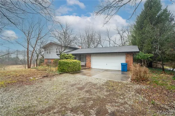 1559 Creve Coeur Mill Road, Chesterfield, MO 63146