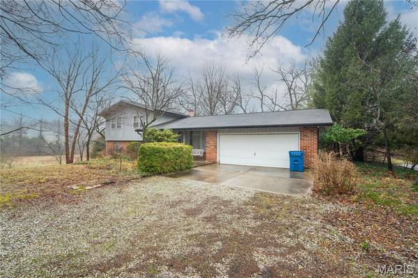 1559 Creve Coeur Mill Road, Chesterfield, MO 63146