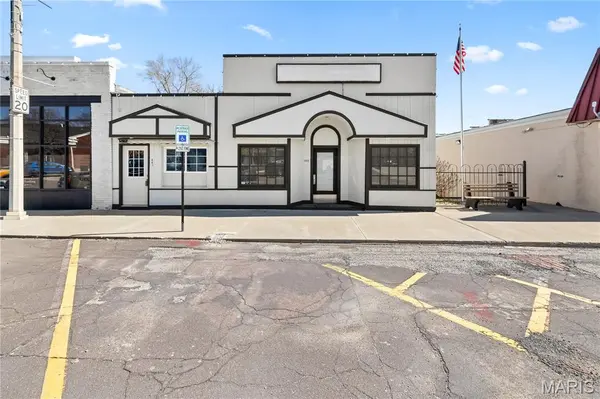 441 & 443 S Main ST, Hillsboro, IL 62049