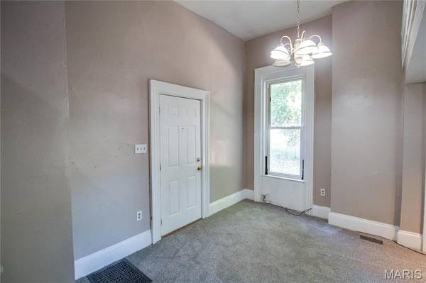 1011 State ST, Alton, IL 62002