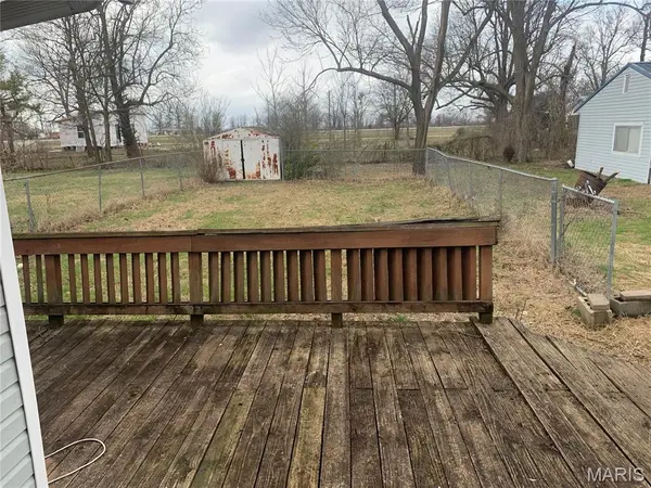 205 N Maple ST, Bragg City, MO 63827