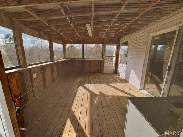 12811 Highway 64, Lebanon, MO 65536