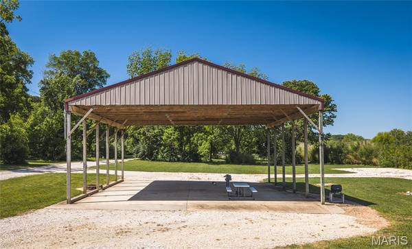 0 Private Dr 9002, Jerome, MO 65529