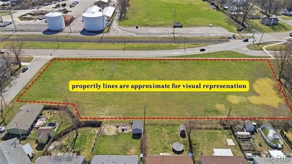 530 W State ST, O'fallon, IL 62269
