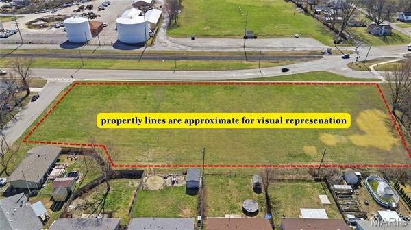 530 W State ST, O'fallon, IL 62269