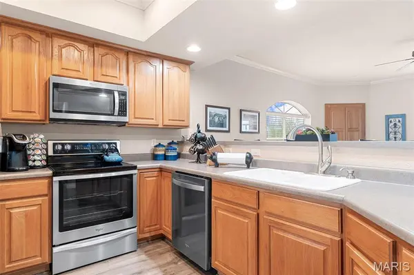 680 Emerald Pointe DR #1, Hollister, MO 65672
