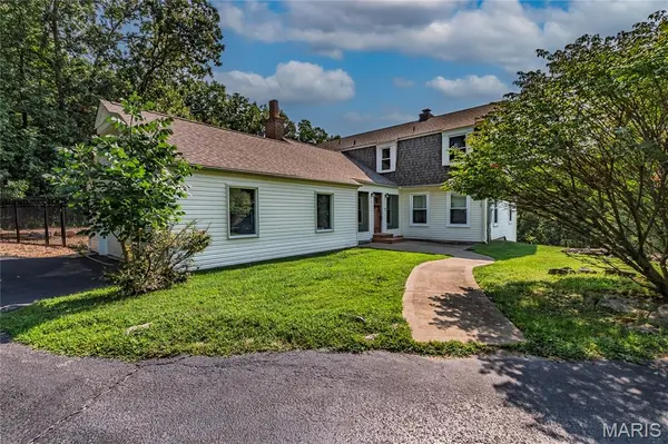 4600 Cliff Forest DR, Wildwood, MO 63069