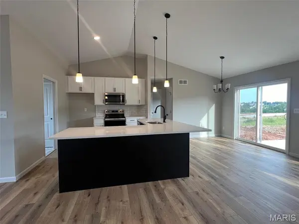 161 Pellin's CT #161 STB, Washington, MO 63090