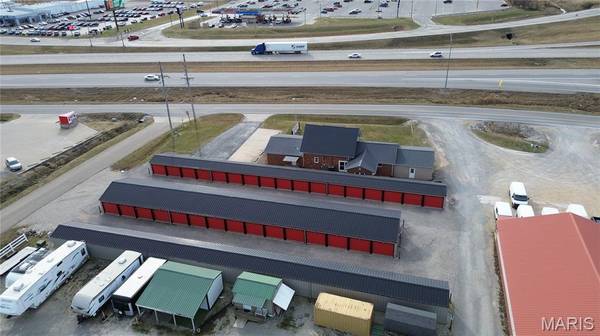 2102 N Outer RD, Dexter, MO 63841