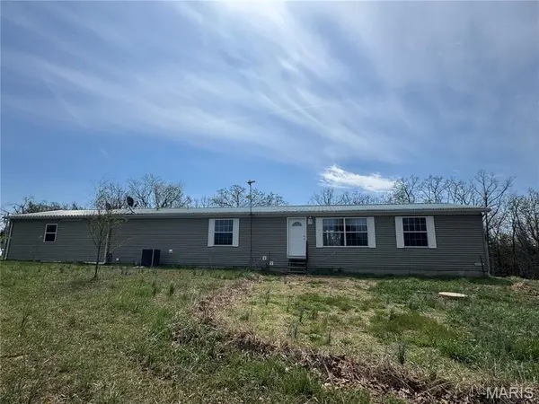 21050 Eatherton RD, St Mary, MO 63673