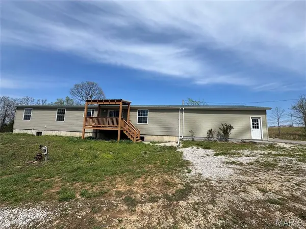 21050 Eatherton RD, St Mary, MO 63673