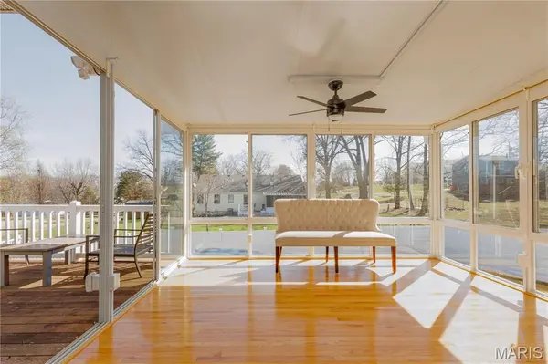 3 Mark DR, Vandalia, IL 62471