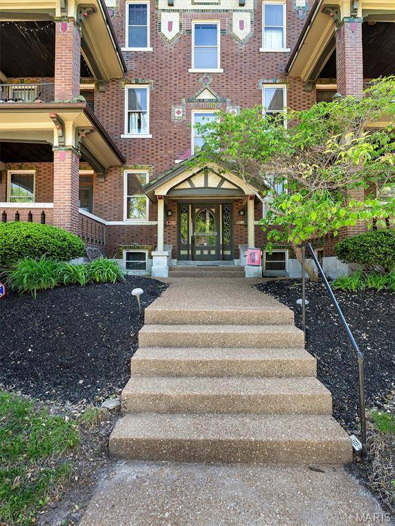 3548 Victor ST #2W, St Louis, MO 63104