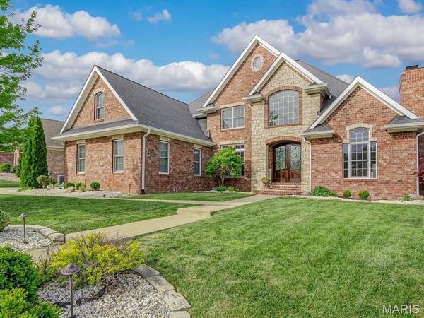 3812 Boulder DR, Edwardsville, IL 62025
