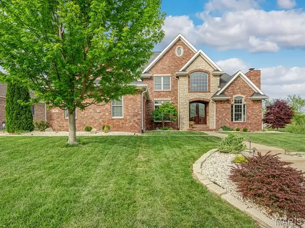 3812 Boulder DR, Edwardsville, IL 62025