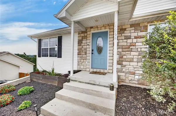 15864 Tundra ST, St Robert, MO 65584