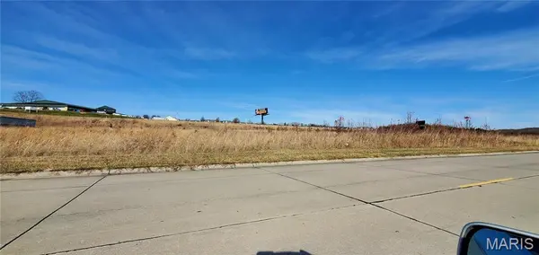 141 S Outer 50, Union, MO 63084