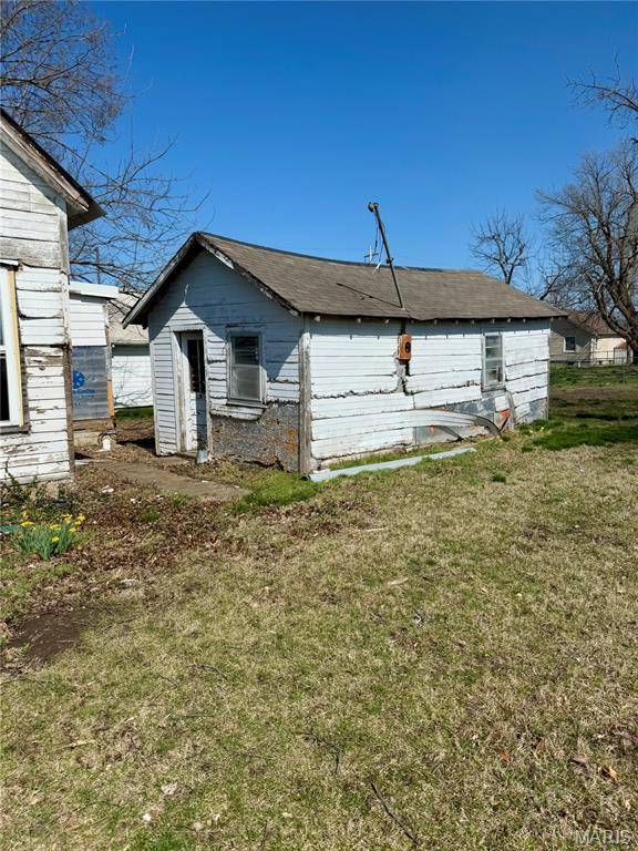 176 N Jackson AVE, Lebanon, MO 65536