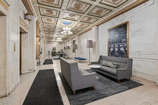 314 N Broadway #803, St Louis, MO 63102