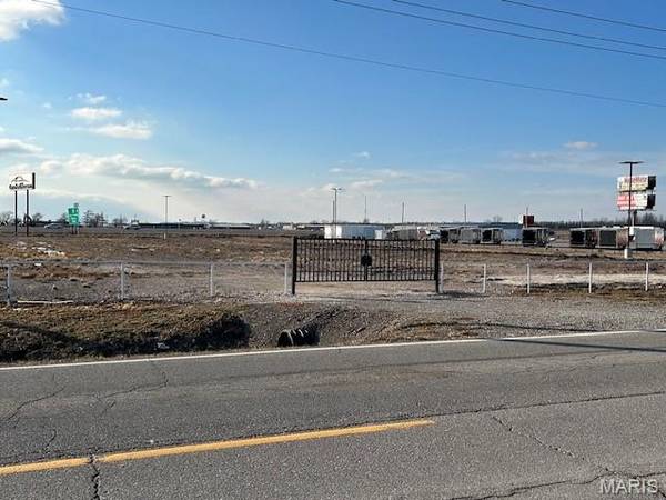 3141 E Outer RD, Scott City, MO 63780