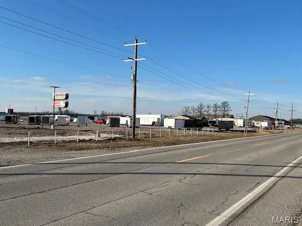3141 E Outer RD, Scott City, MO 63780