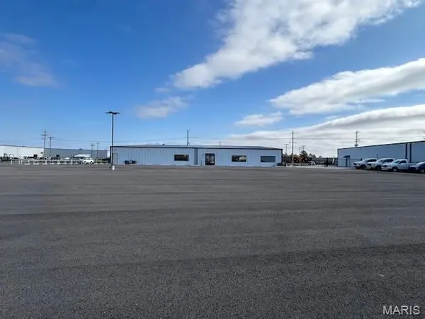3141 E Outer RD, Scott City, MO 63780