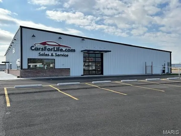 3141 E Outer RD, Scott City, MO 63780