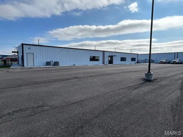 3141 E Outer RD, Scott City, MO 63780