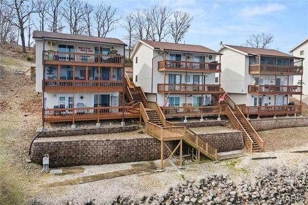 160 Tara RD #901, Lake Ozark, MO 65049