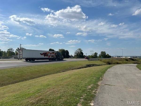 0 E Outer Road, Scott City, MO 63780