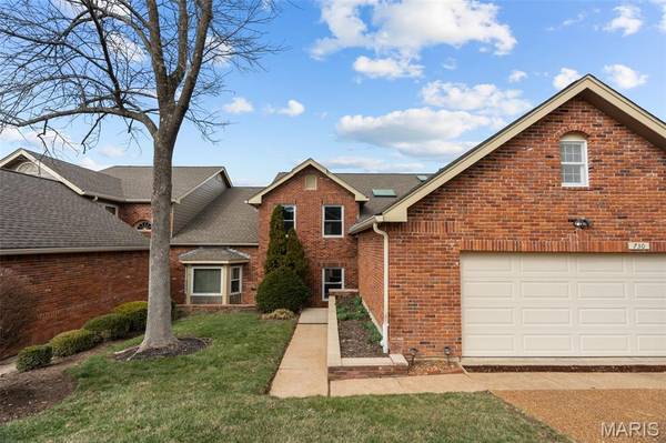 730 Willow Spring Hill CT, Chesterfield, MO 63017