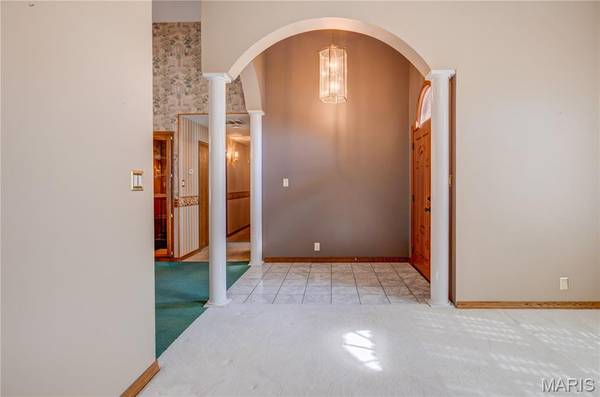 104 Willard AVE, Charleston, MO 63834