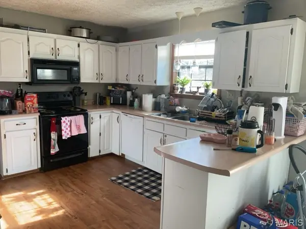 14040 Howard LN, Dixon, MO 65459