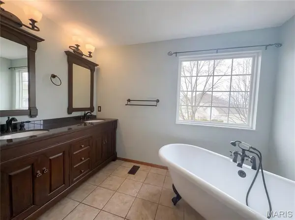 7 Shetland Pony CT, St Peters, MO 63376