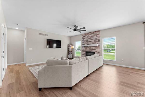 22763 Hudson Hills, Warrenton, MO 63383