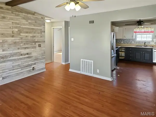 1512 Sanders AVE, Poplar Bluff, MO 63901
