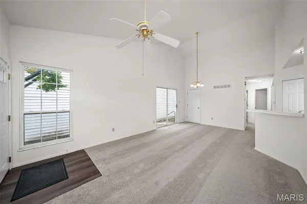 2659 Liberty Gardens DR, Florissant, MO 63031