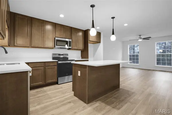 171 Sunset Terrace DR, O'fallon, MO 63385
