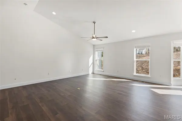 541 Evening Primrose DR, Wentzville, MO 63385