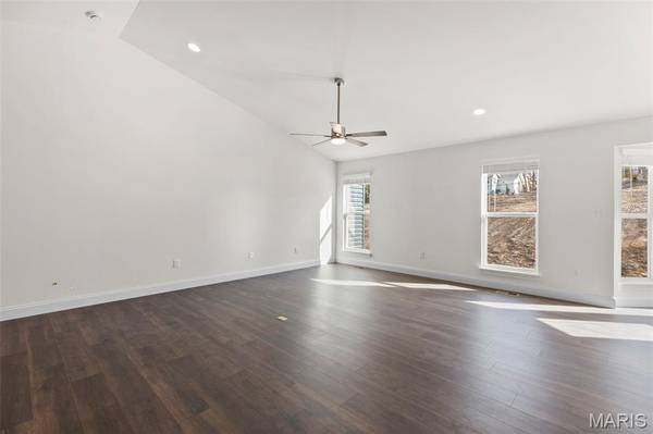 541 Evening Primrose DR, Wentzville, MO 63385
