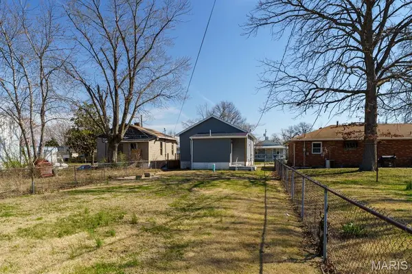 1111 Greenwood ST, Madison, IL 62060