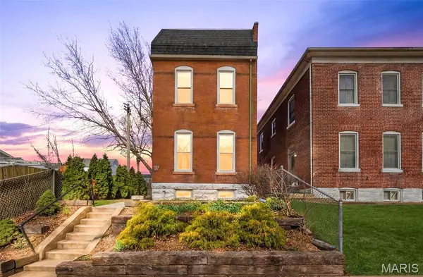 6717 Minnesota AVE, St Louis, MO 63111