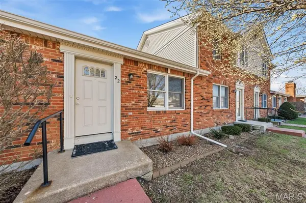 22 Brittany CT, Troy, MO 63379