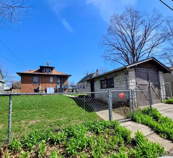 125 S Missouri AVE, Belleville, IL 62220