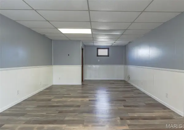 120 E College, Fredericktown, MO 63645