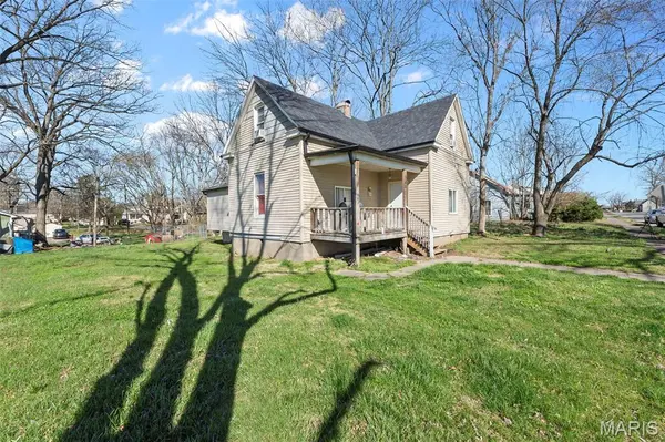 541 S Ellis ST, Cape Girardeau, MO 63703