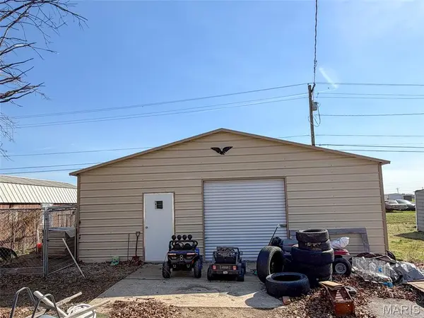 1028 W Old Highway C, Advance, MO 63730