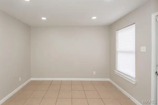 4267 Fair AVE, St Louis, MO 63115